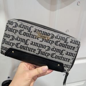 Juicy Couture Black and Gray Logo Wallet